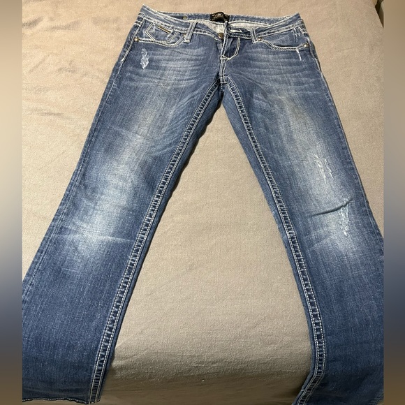 Rerock express jeans. Size 4R, lightly worn. - Picture 2 of 3